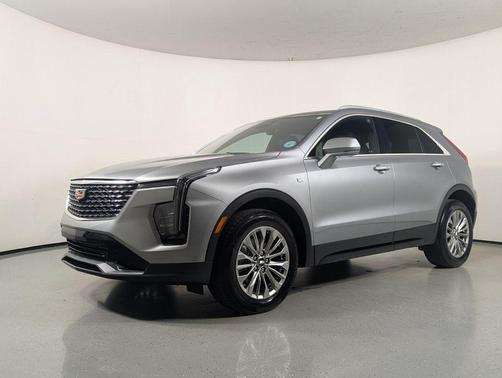 Argent Silver Metallic 2024 Cadillac XT4 Premium Luxury