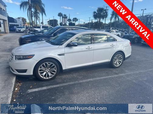 2019 Ford Taurus Limited