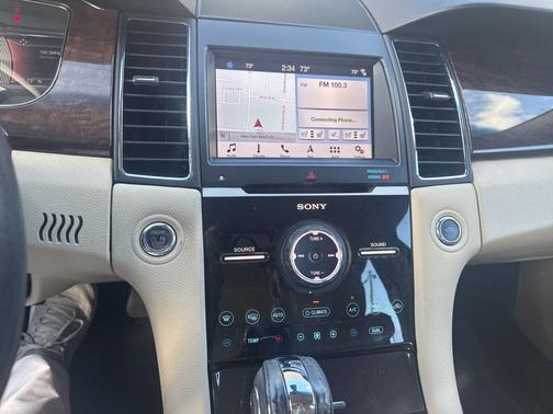 2019 Ford Taurus Limited