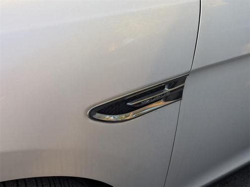 2019 Ford Taurus Limited