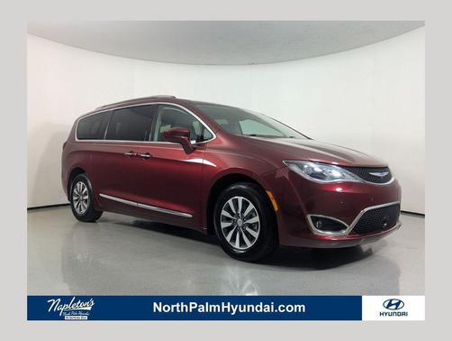 Velvet Red Pearlcoat 2020 Chrysler Pacifica Touring-L Plus