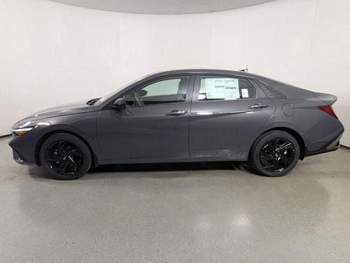 Ecotronic Gray 2026 Hyundai ELANTRA Sport