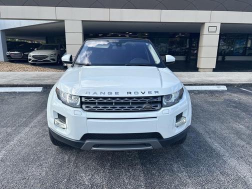 White 2015 Land Rover Range Rover Evoque Pure Plus