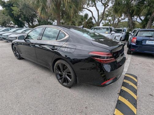 2023 Genesis G70 2.0T RWD