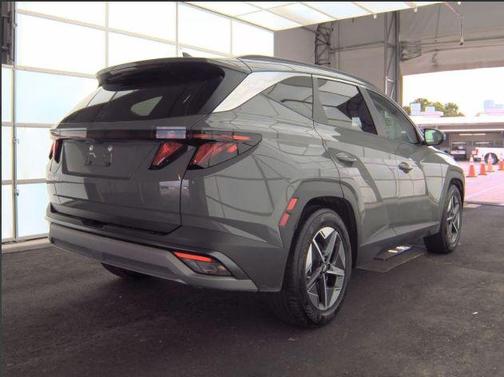Hampton Gray 2026 Hyundai TUCSON SEL