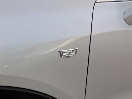 2022 Cadillac XT4 Luxury