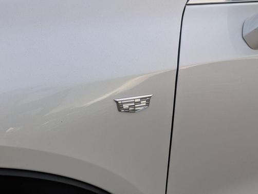 2022 Cadillac XT4 Luxury