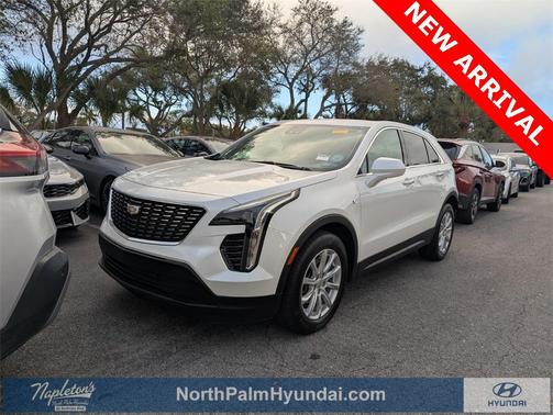 2022 Cadillac XT4 Luxury