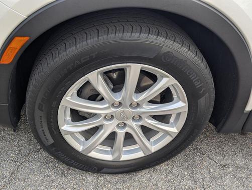 2022 Cadillac XT4 Luxury