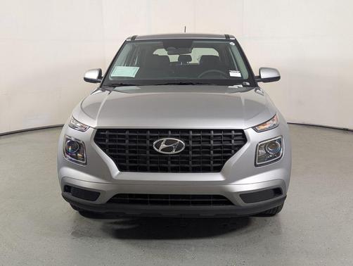 Shimmering Silver 2026 Hyundai VENUE SE