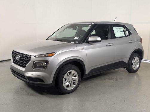 Shimmering Silver 2026 Hyundai VENUE SE