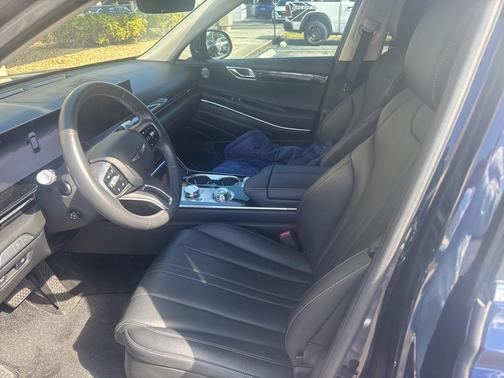 2025 Genesis GV80 2.5T