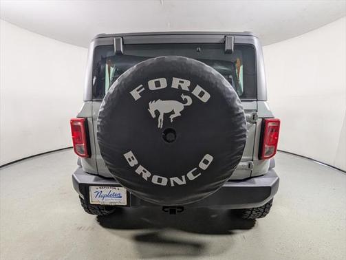 2022 Ford Bronco Base