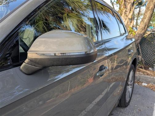 2025 Audi Q5 45 S line Premium