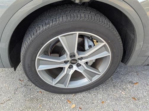 2025 Audi Q5 45 S line Premium