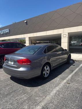 2015 Volkswagen Passat 1.8T Limited Edition