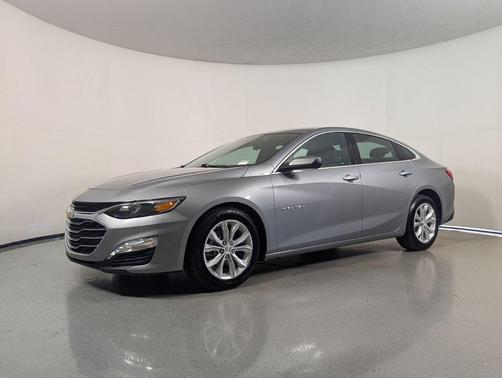 Sterling Gray Metallic 2024 Chevrolet Malibu FWD 1LT