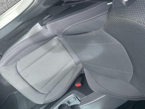 Crystal White Pearl 2024 Subaru Crosstrek Premium