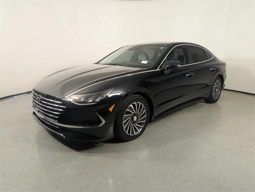 2023 Hyundai SONATA Hybrid SE