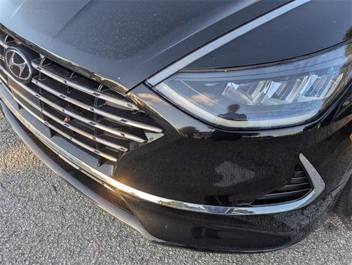 2023 Hyundai SONATA Hybrid SE
