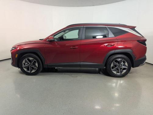 Ultimate Red 2026 Hyundai TUCSON SEL Premium