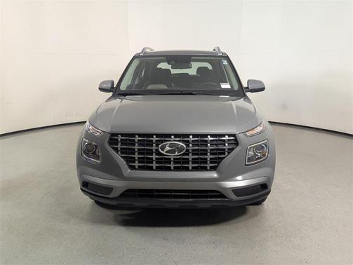 2020 Hyundai VENUE SEL