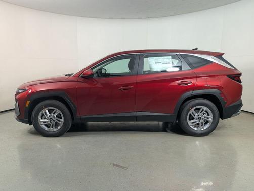 Ultimate Red 2026 Hyundai TUCSON SE