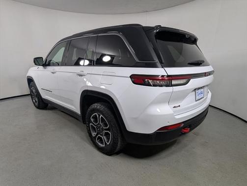 2022 Jeep Grand Cherokee Trailhawk