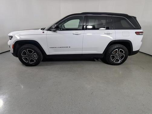 2022 Jeep Grand Cherokee Trailhawk