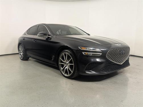 2023 Genesis G70 2.0T RWD