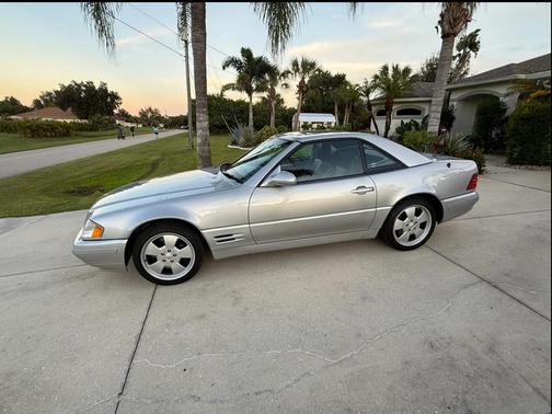 Brilliant Silver Metallic 1999 Mercedes-Benz SL-Class SL 500