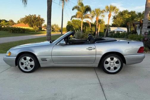 Brilliant Silver Metallic 1999 Mercedes-Benz SL-Class SL 500