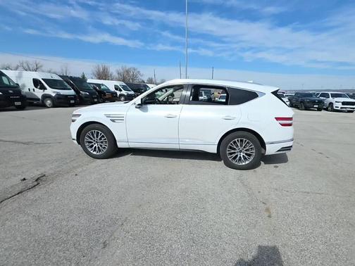 Uyuni White 2025 Genesis GV80 2.5T