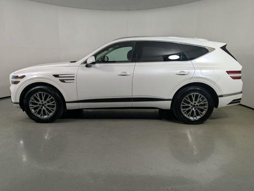 Uyuni White 2025 Genesis GV80 2.5T