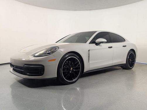 Chalk 2023 Porsche Panamera Platinum Edition