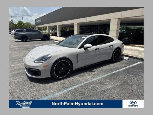 Chalk 2023 Porsche Panamera Platinum Edition