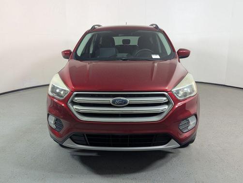Ruby Red Metallic Tinted Clearcoat 2018 Ford Escape SE