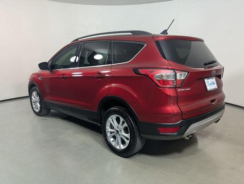 Ruby Red Metallic Tinted Clearcoat 2018 Ford Escape SE