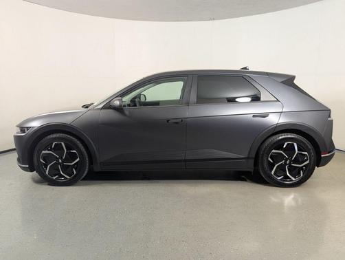 Shooting Star (Matte Gray) 2023 Hyundai IONIQ 5 SEL