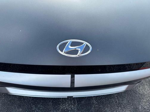 Shooting Star (Matte Gray) 2023 Hyundai IONIQ 5 SEL