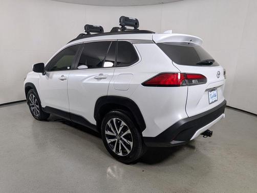 2022 Toyota Corolla Cross XLE