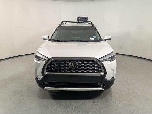 2022 Toyota Corolla Cross XLE