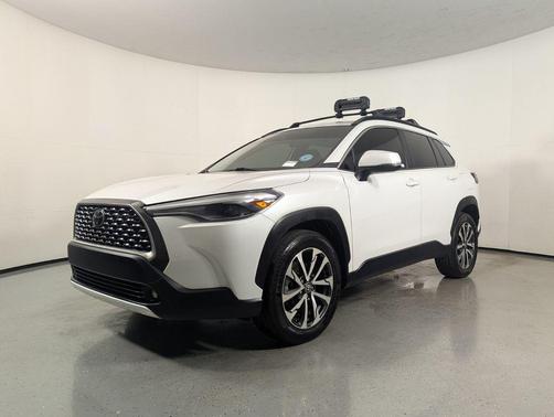 2022 Toyota Corolla Cross XLE