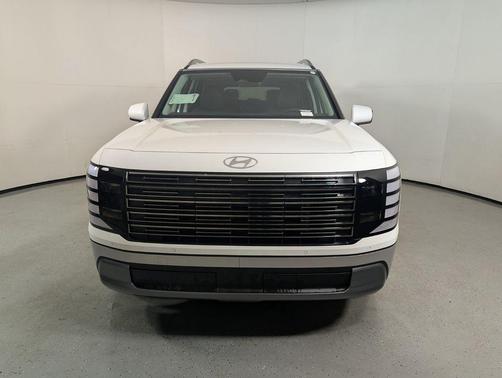 Creamy White Pearl 2026 Hyundai PALISADE SEL 7P