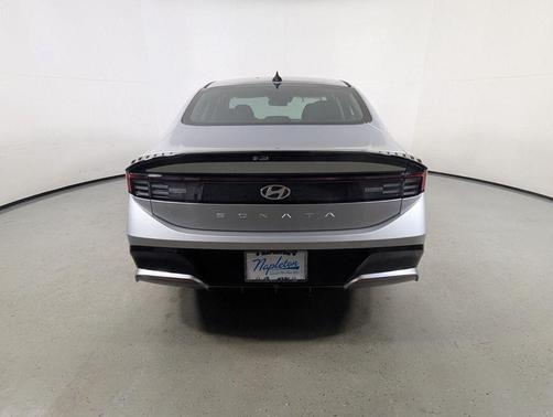 Aero Silver 2026 Hyundai SONATA SEL