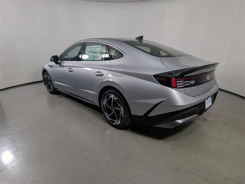 2026 Hyundai SONATA SEL