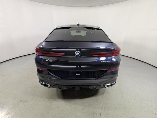 2023 BMW X6 xDrive40i