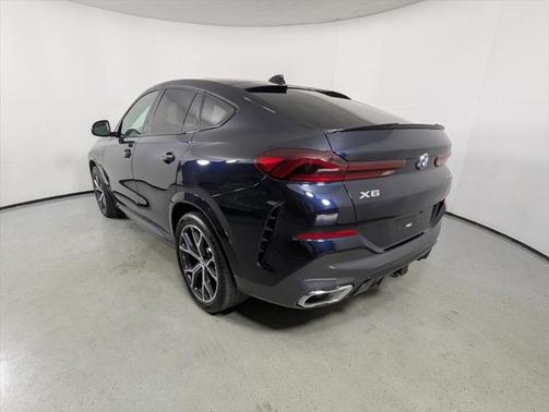 2023 BMW X6 xDrive40i