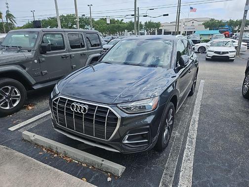 Gray Metallic 2021 Audi Q5 45 Premium