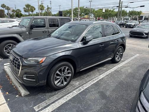 Gray Metallic 2021 Audi Q5 45 Premium